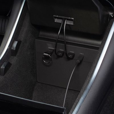 USB-Hub for Tesla Model 3 installed and plugged in